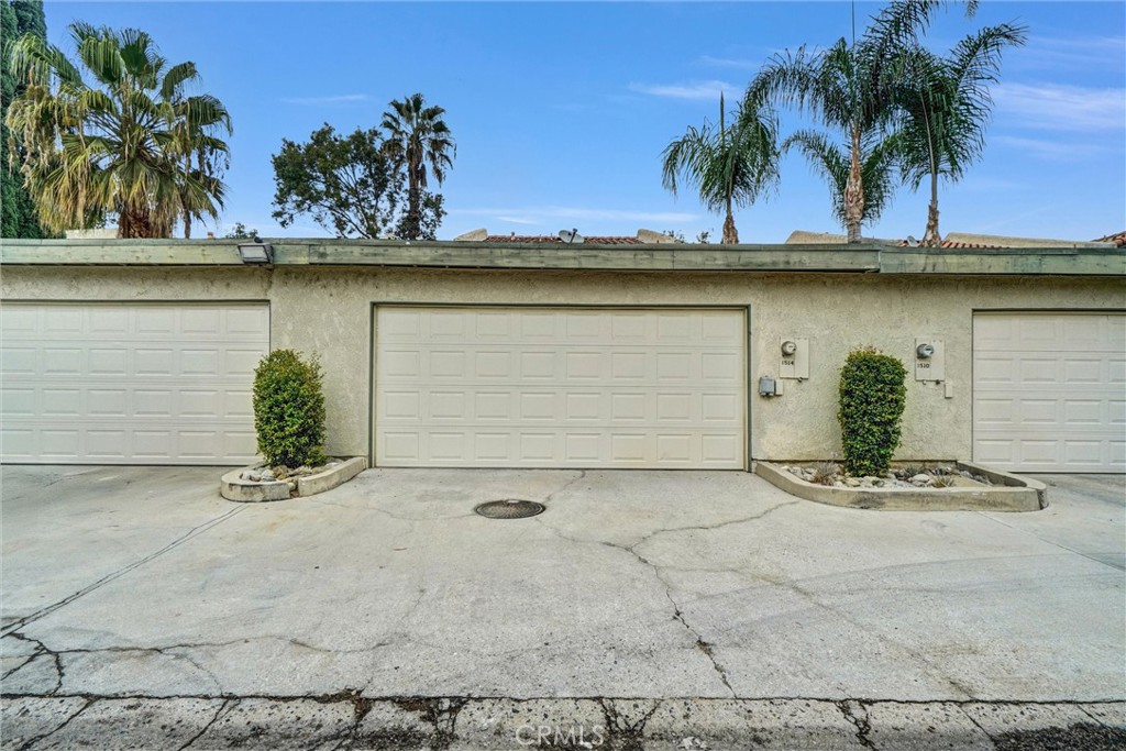 Village Grove - Residential