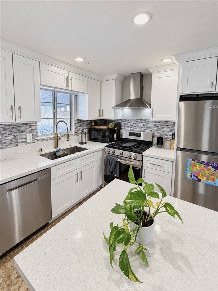 18035 Soledad Canyon Road 47