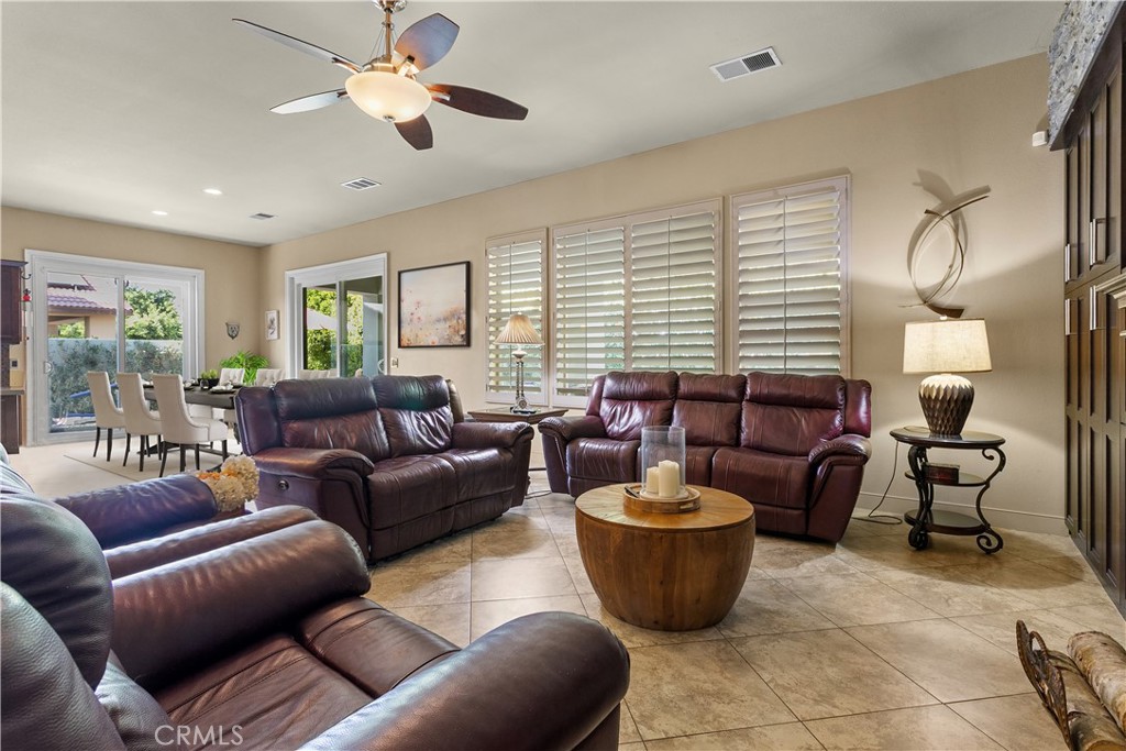43440 Amaryllis Way