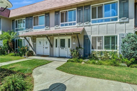 Photo of 4107 Larwin Avenue, Cypress, CA 90630 (MLS # OC26201430)