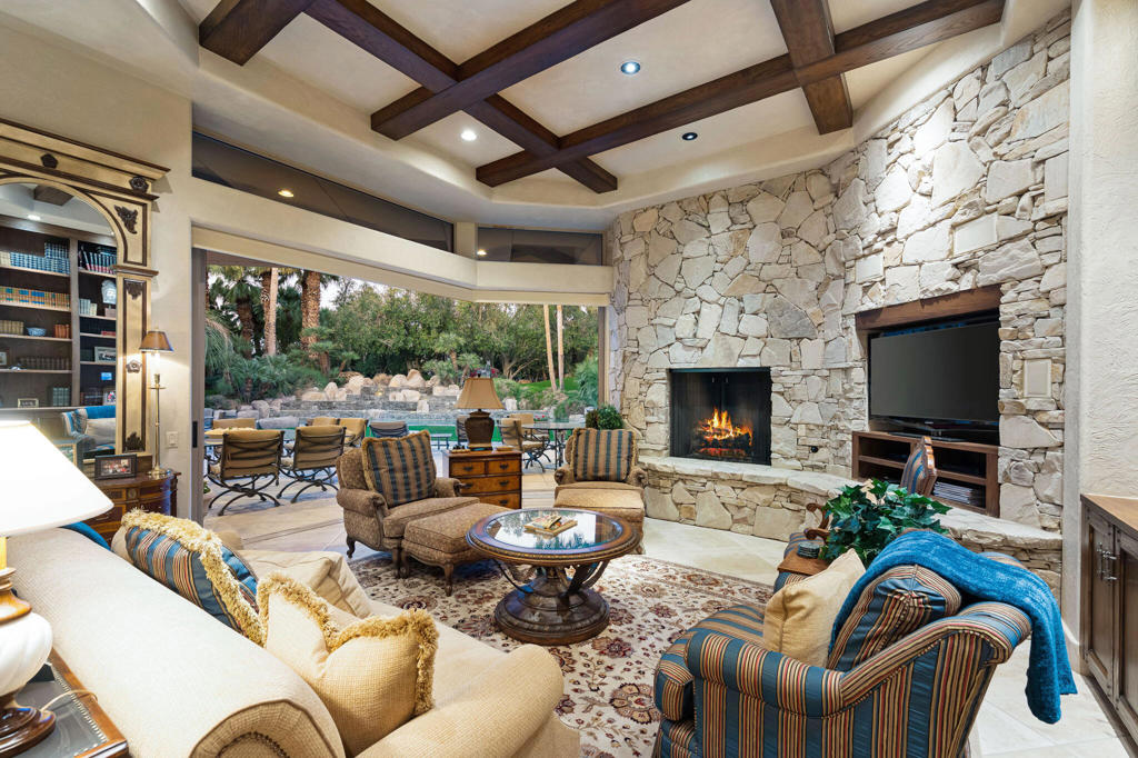 74150 Quail Lakes Drive