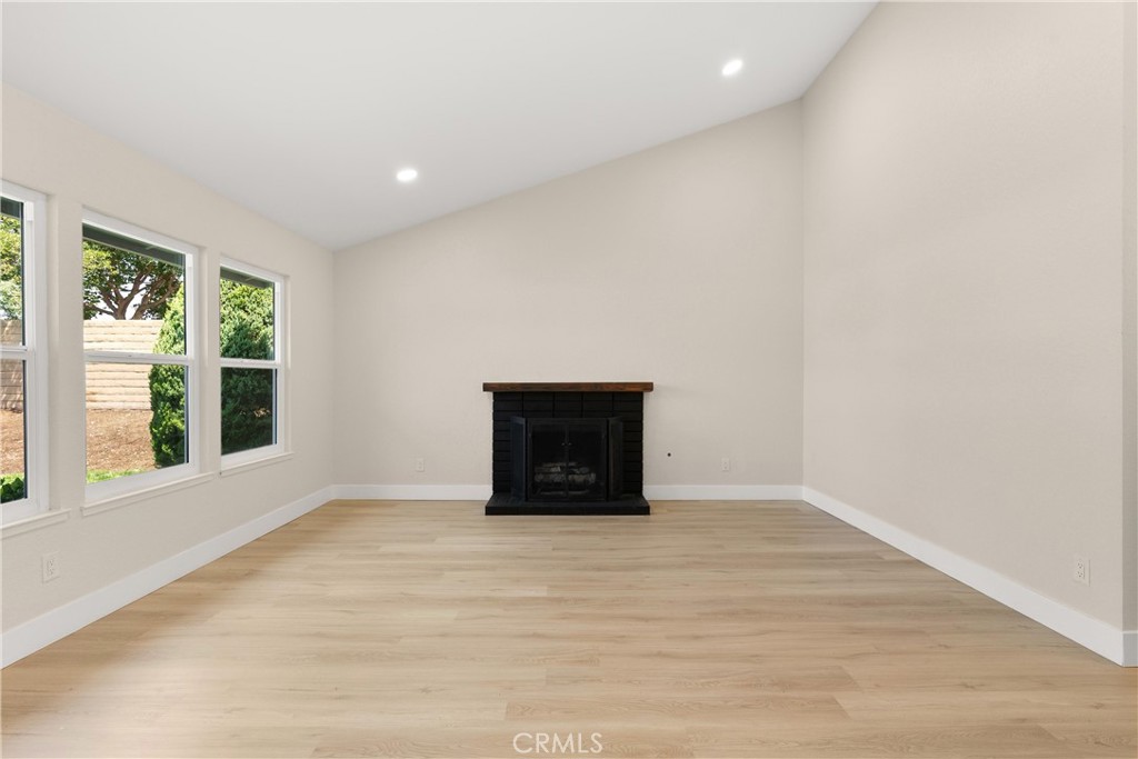 8013 Orangewood Drive