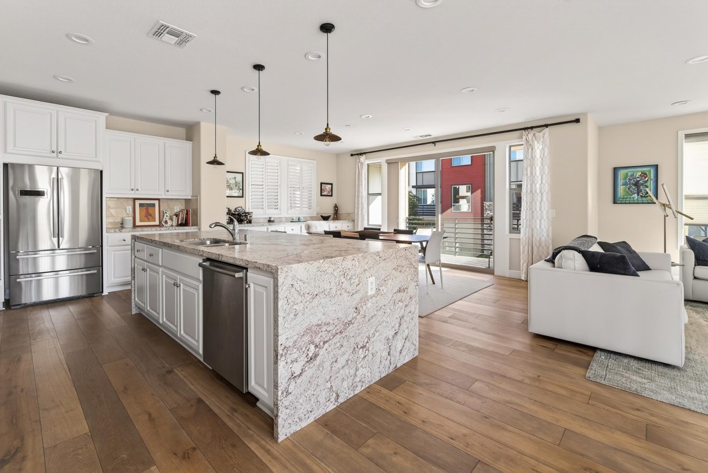 5531 5531 Metropolitan Way