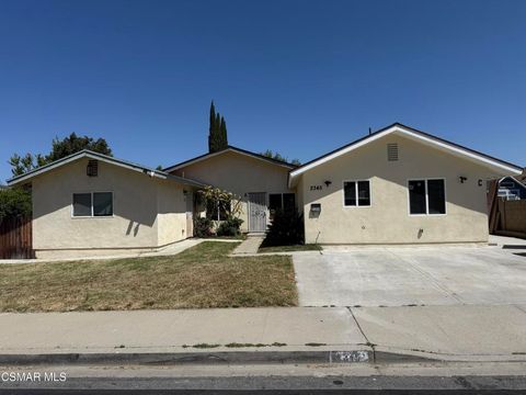Photo of 2345 Bryson Place, Simi Valley, CA 93065 (MLS # 226001955)