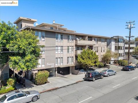 561 Oakland Avenue Oakland CA 94611