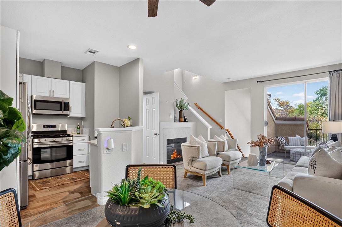 7731 E Portofino AVE, Anaheim CA 92808