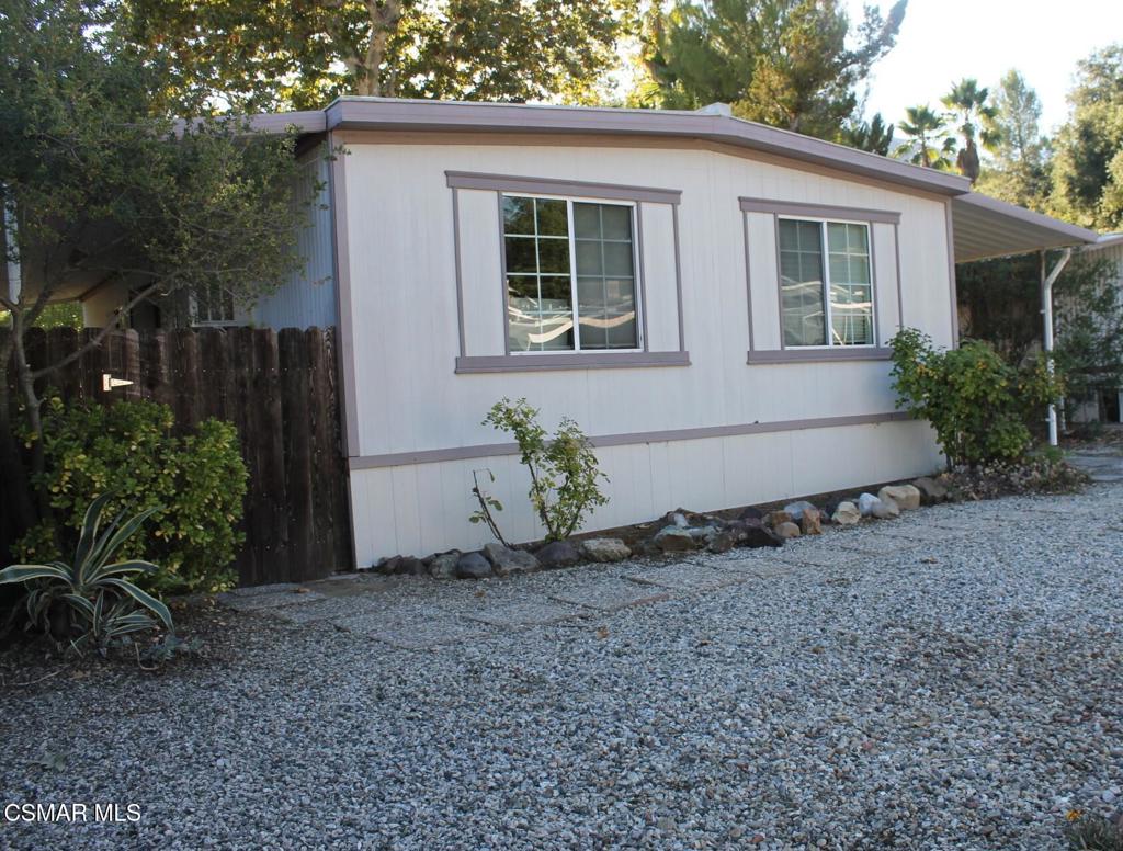 30473 066 Mulholland Highway 66