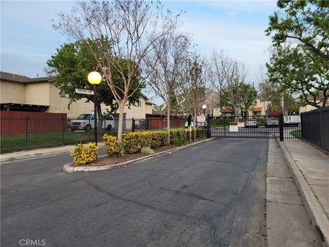 Photo of 2367 Gonzaga Ln, Riverside, CA 92507 (MLS # TR26067463)
