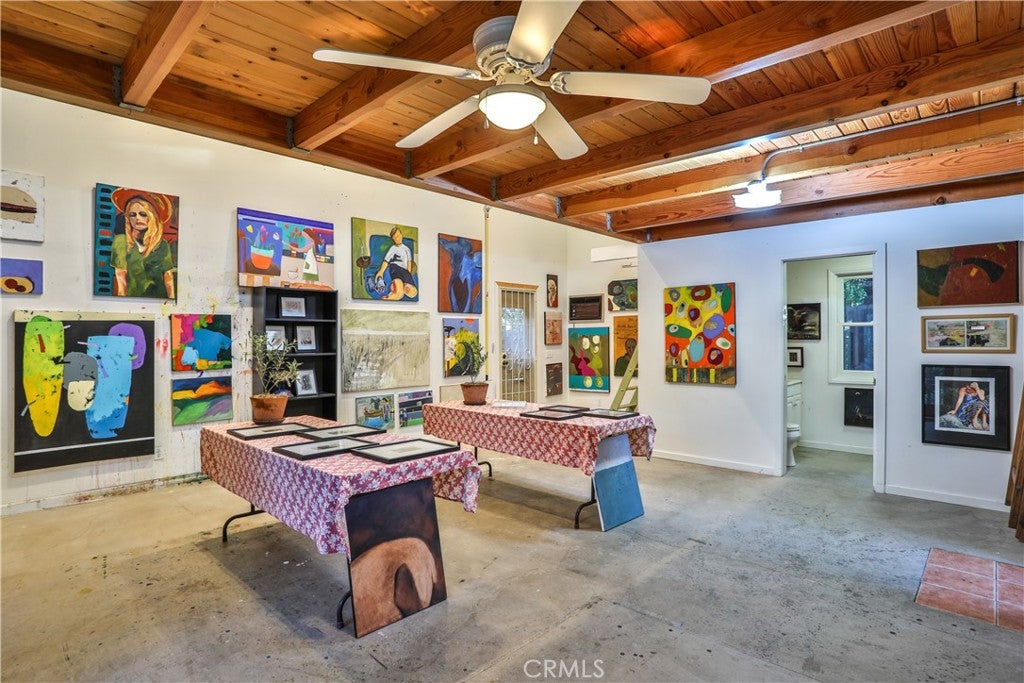 336 W 8th Street