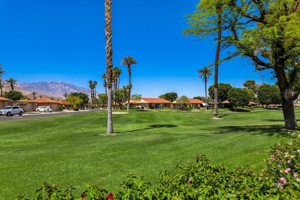 Sunrise C.C. - Residential