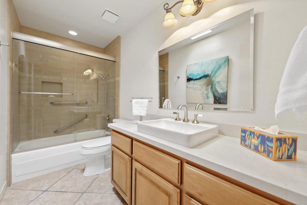 Sunrise C.C. - Residential