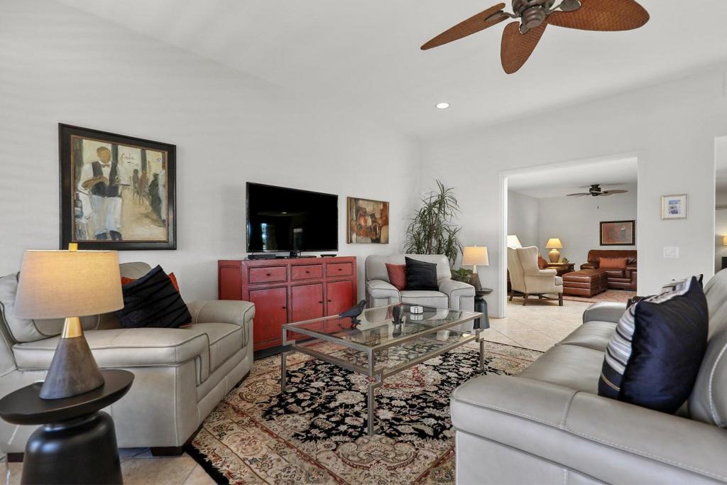 Sunrise C.C. - Residential