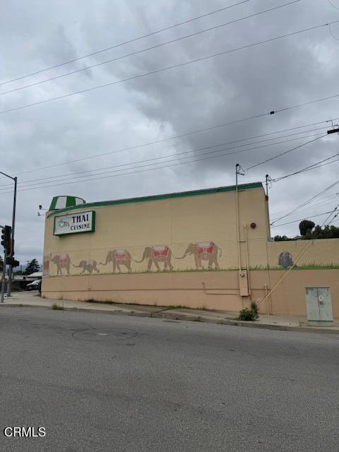 710 N Ventura Avenue