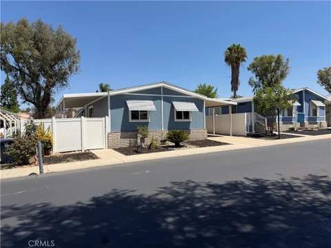1721 E Colton Avenue Unit 33, Redlands, CA 92374 - MLS#: IG25244534