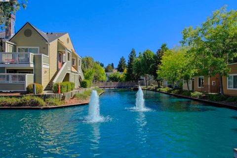 Photo of 285 Reflections Dr #23, San Ramon, CA 94583 (MLS # 41117422)