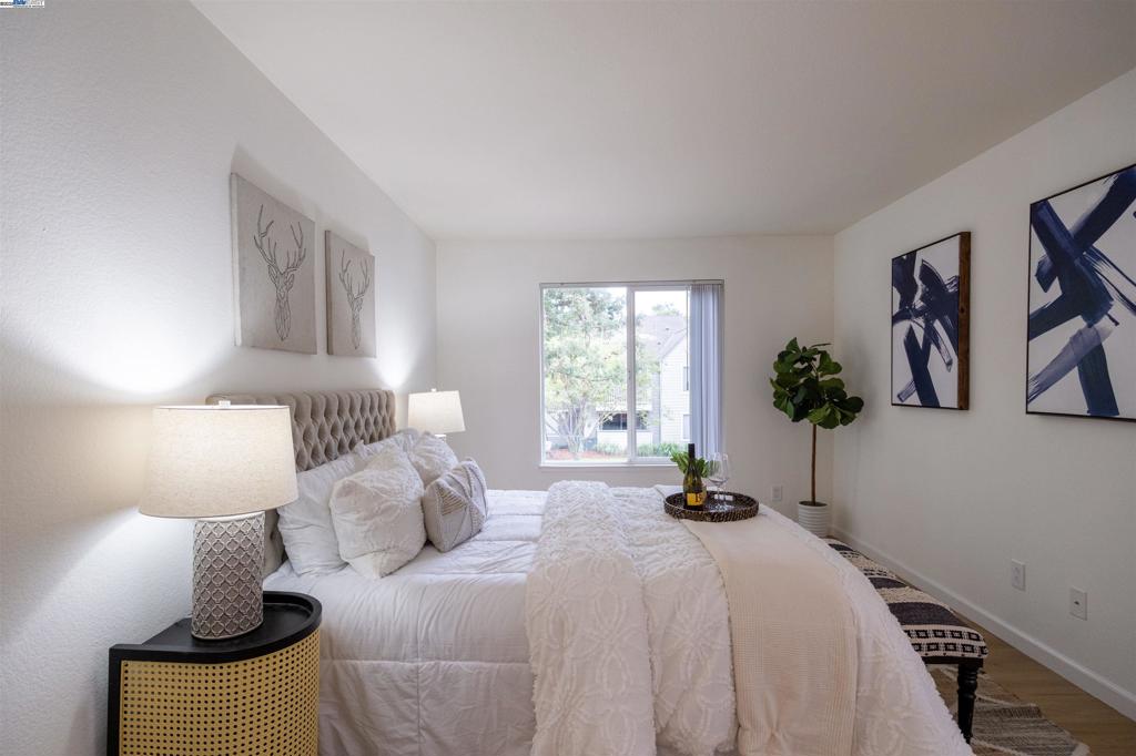 REFLECTIONS - Residential