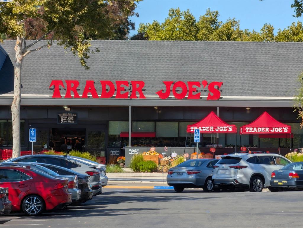 REFLECTIONS - Residential