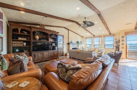 Tiny photo for 8730 Bluff Court, Bradley, CA 93426 (MLS # ML82041106)