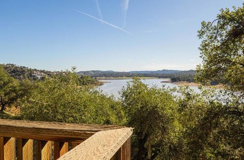 Tiny photo for 8730 Bluff Court, Bradley, CA 93426 (MLS # ML82041106)