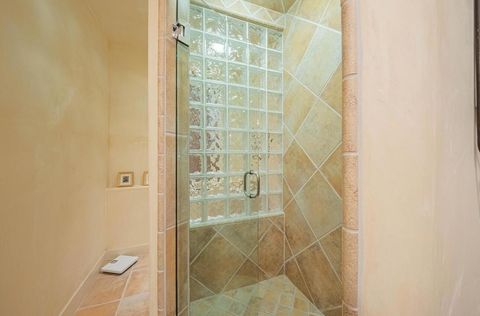 Tiny photo for 8730 Bluff Court, Bradley, CA 93426 (MLS # ML82041106)