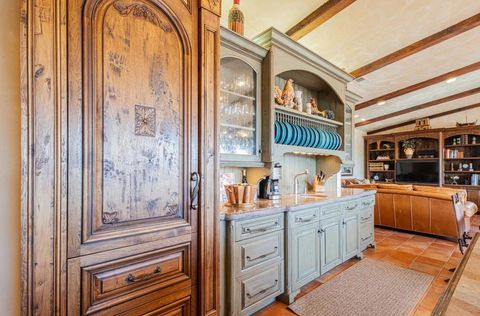 Tiny photo for 8730 Bluff Court, Bradley, CA 93426 (MLS # ML82041106)