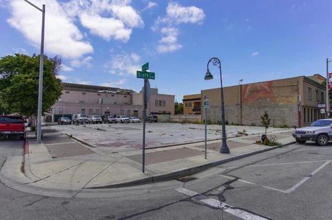 211 6th Street Hollister CA 95023