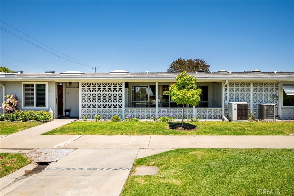 1562 Golden Rain Road 44D  M2