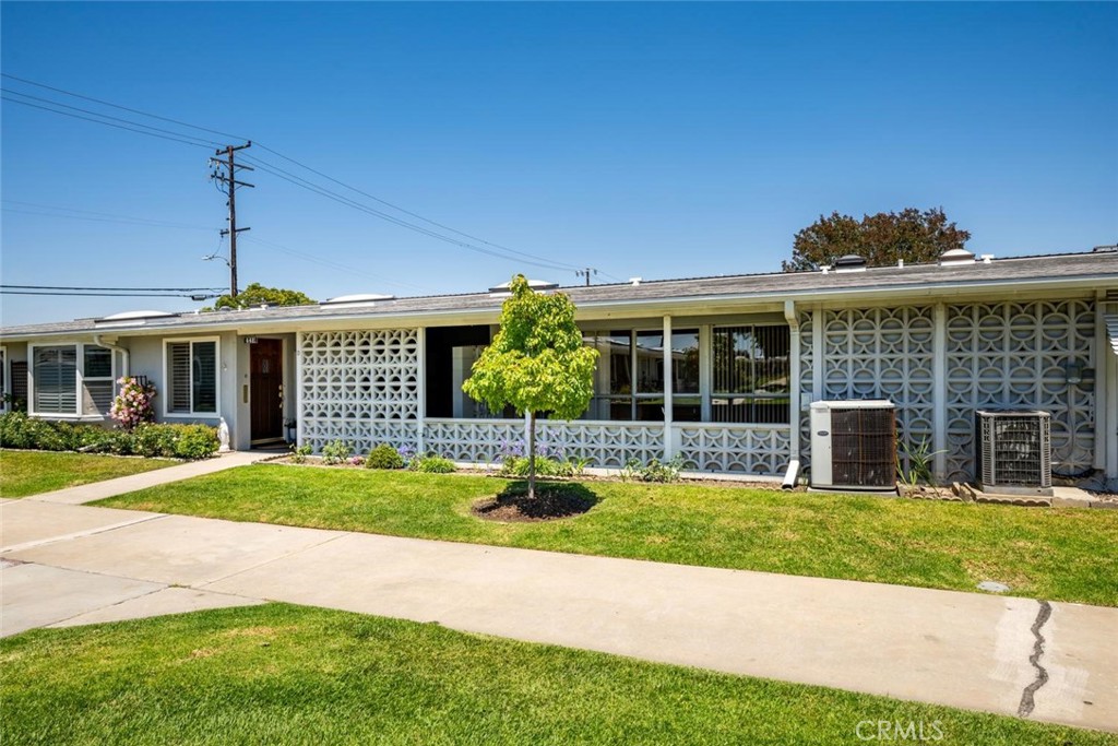 1562 Golden Rain Road 44D  M2