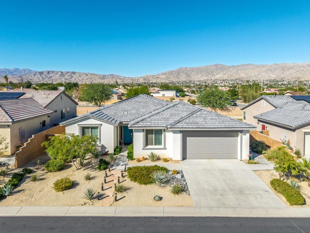 Photo of 66208 Palo Verde Trail Trail, Desert Hot Springs, CA 92240 (MLS # 219137207DA)