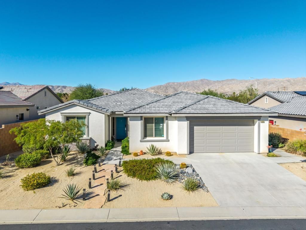 Photo of 66208 Palo Verde Trail Trail, Desert Hot Springs, CA 92240 (MLS # 219137207DA)