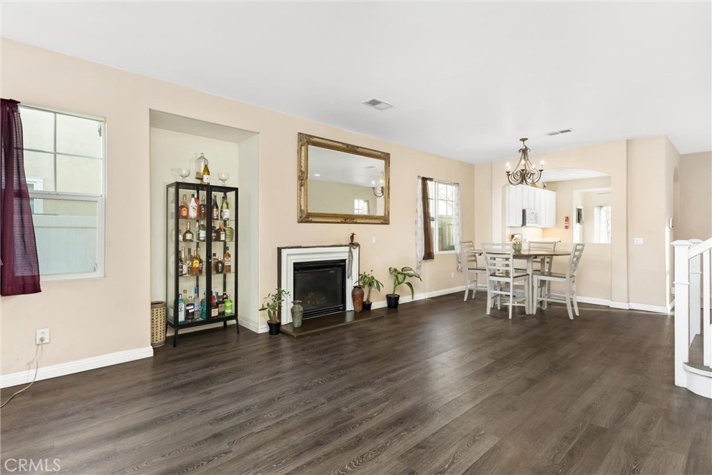 2618 W Via San Carlos