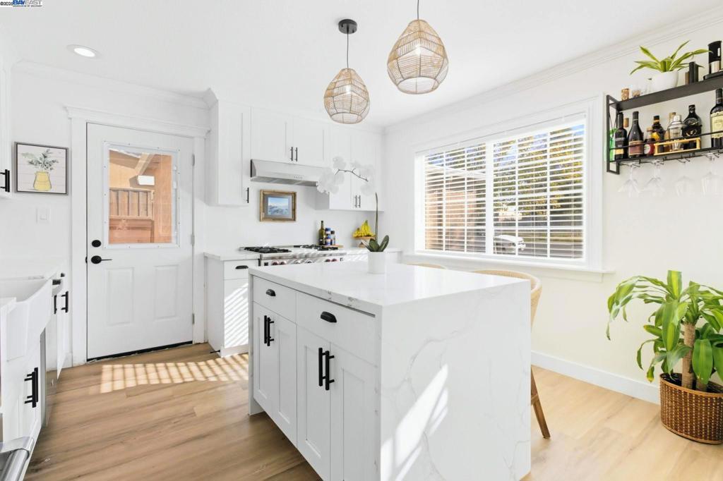 NORTH SIDE - Residential