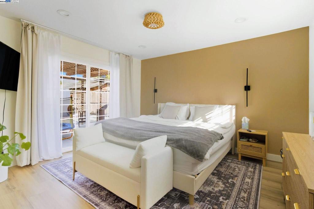 NORTH SIDE - Residential