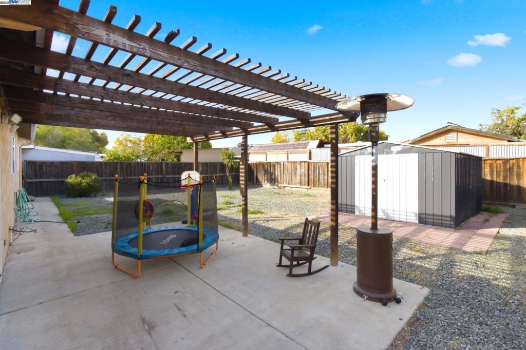 NORTH SIDE - Residential