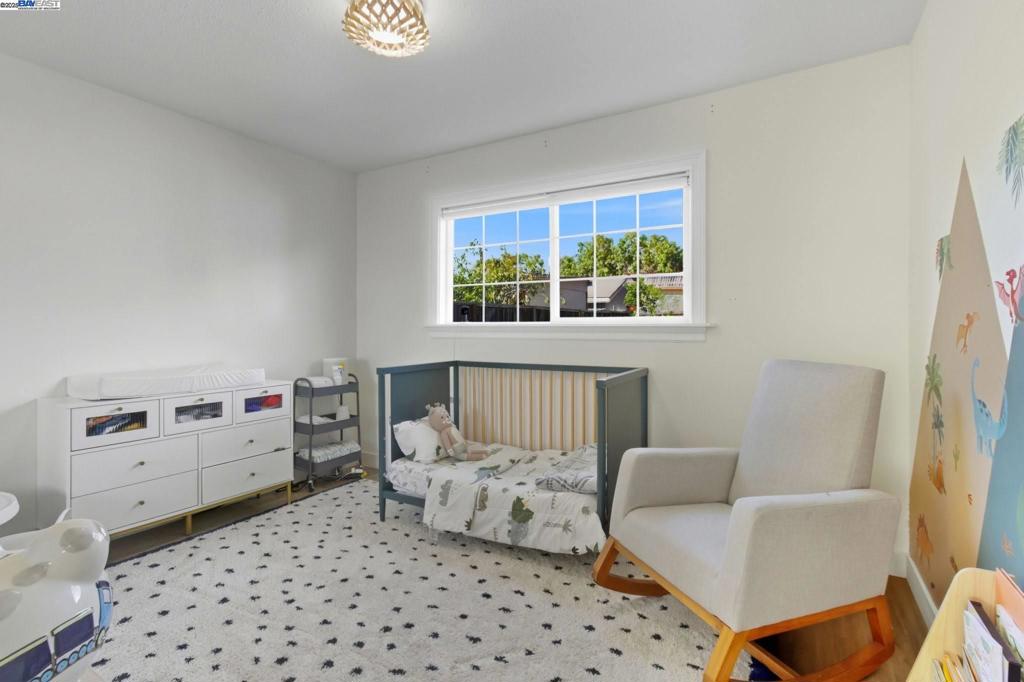 NORTH SIDE - Residential