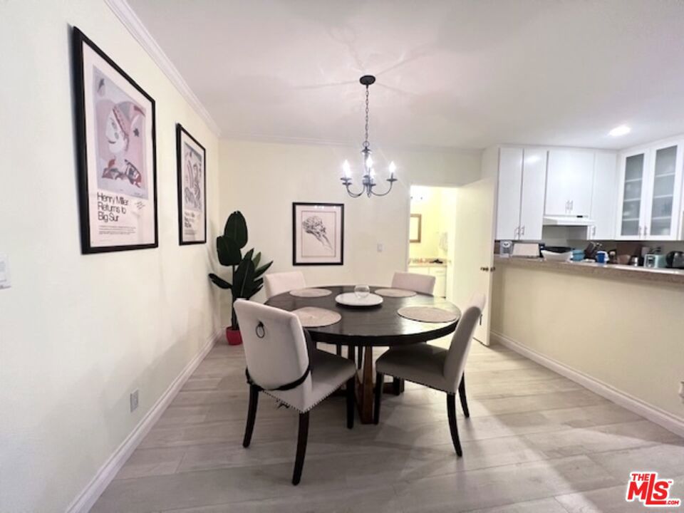 11645 Montana Avenue 323