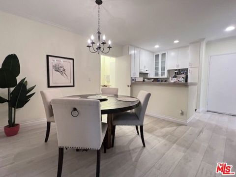 Photo of 11645 Montana Avenue #323, Los Angeles, CA 90049 (MLS # 26689499)