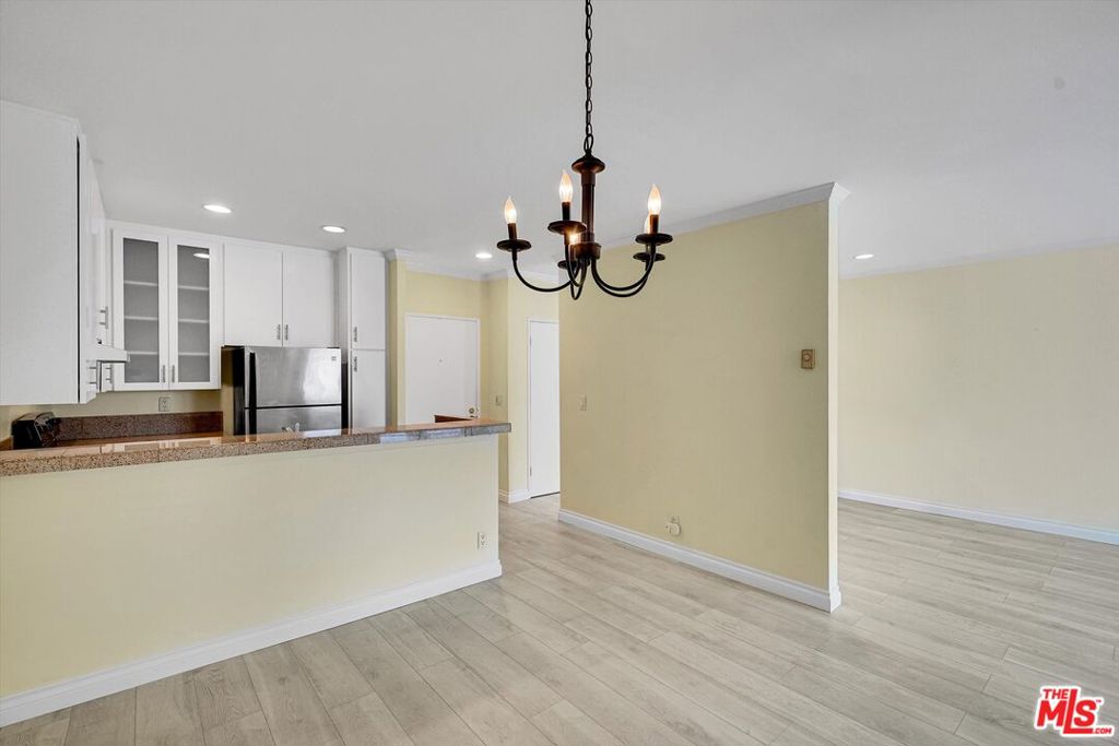 11645 Montana Avenue 323