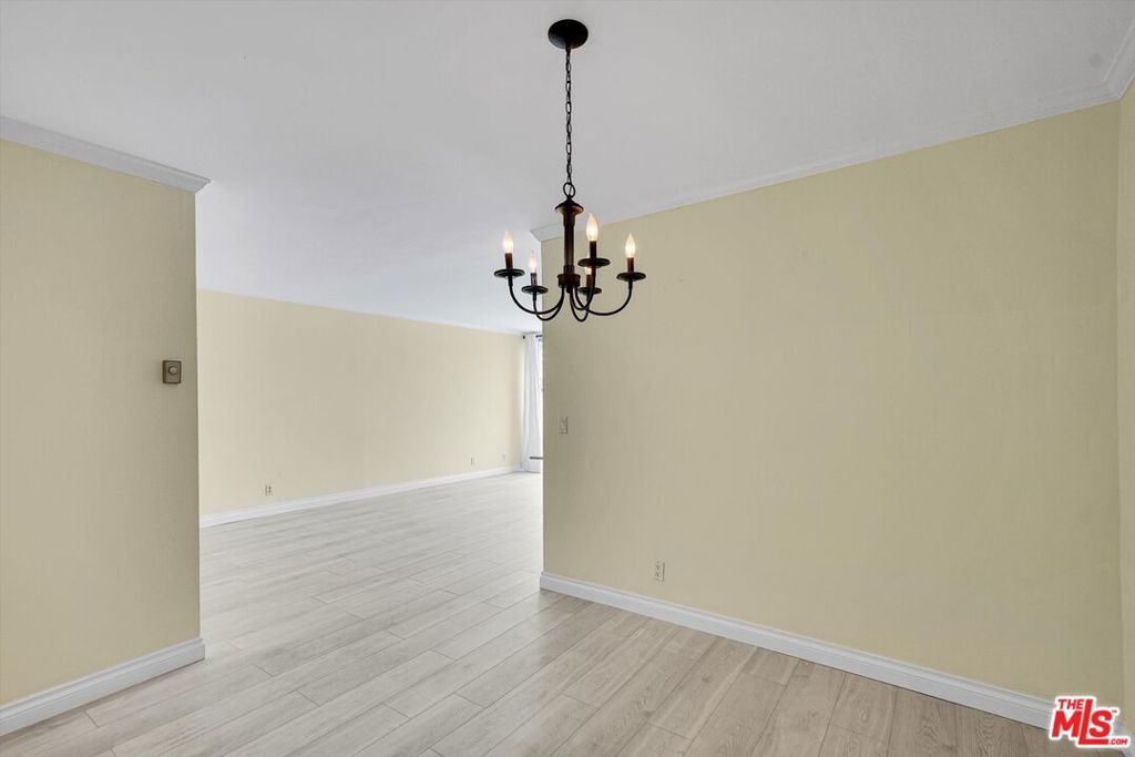 Photo of 11645 Montana Avenue #323, Los Angeles, CA 90049 (MLS # 26689499)