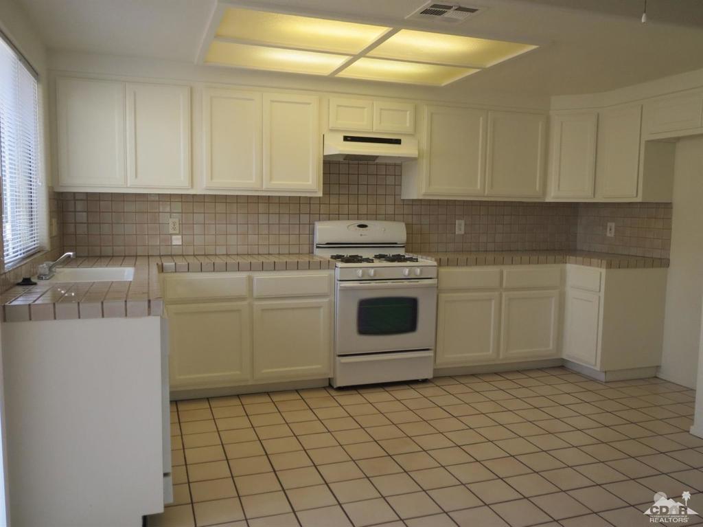 Rancho Ramon - Residential Income