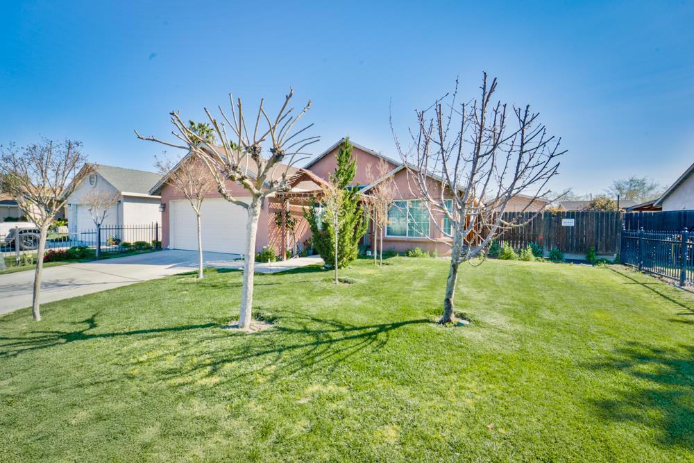 1951 Mcdonald Avenue