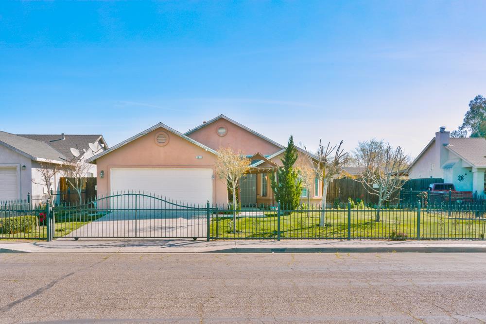 1951 Mcdonald Avenue