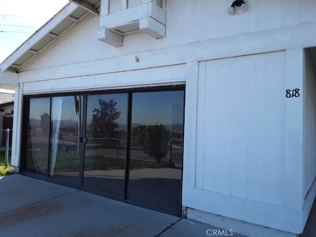 Photo of 818 Terrace Rd, San Bernardino, CA 92410 (MLS # IG25267587)