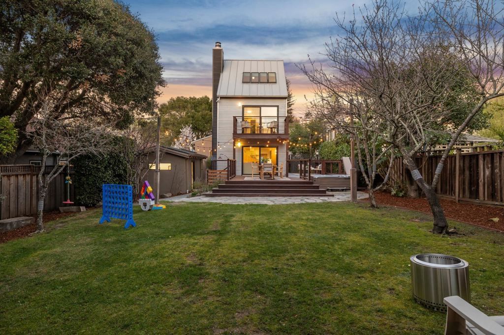 Photo of 46 Ardmore Rd, Kensington, CA 94707 (MLS # 41123026)