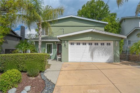 Photo of 543 Benson Way, Thousand Oaks, CA 91360 (MLS # SR26081347)