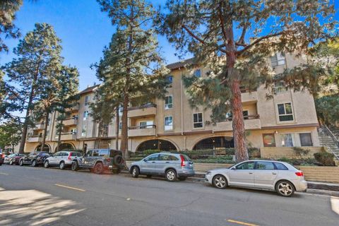 Photo of 5718 Ravenspur Dr Dr #307, Rancho Palos Verdes, CA 90275 (MLS # 260002674SD)