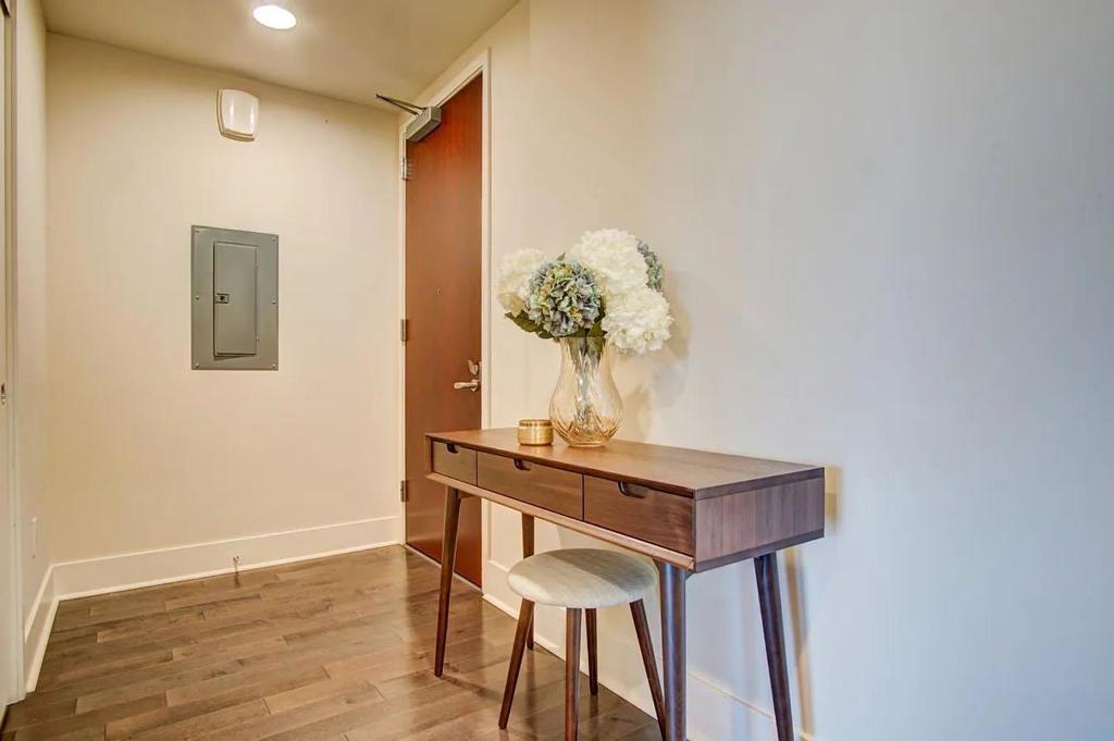 88 E San Fernando Street 1406