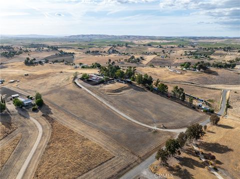 Photo of 2245 Rancho Lomas Way Way, San Miguel, CA 93451 (MLS # NS25109735) Photo of 2245 Rancho Lomas Way Way, San Miguel, CA 93451 (MLS # NS25109735)