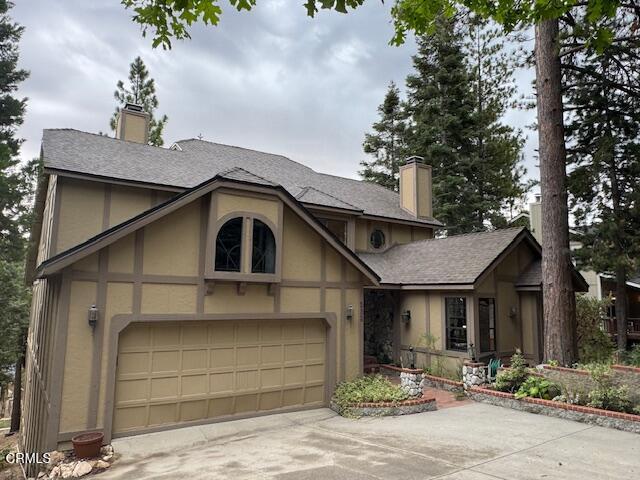 Lovely mountain home with the perfect floor plan, great for entertaining! Family Vacations; Retreats; Views; New Roof October 2024; Peaceful & Private; Lake Rights; Level Entry.
