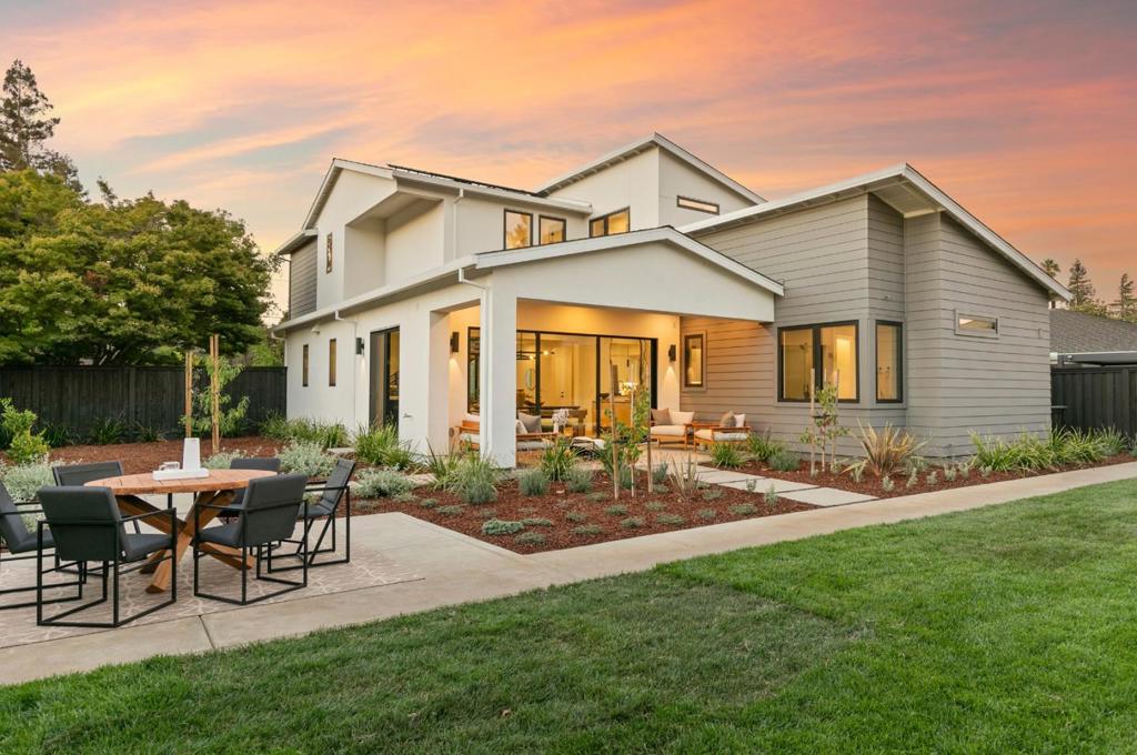 1033 Marilyn Drive
